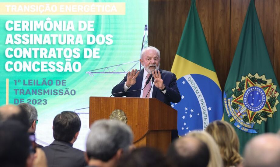 Lula vê Brasil como imbatível em transição energética