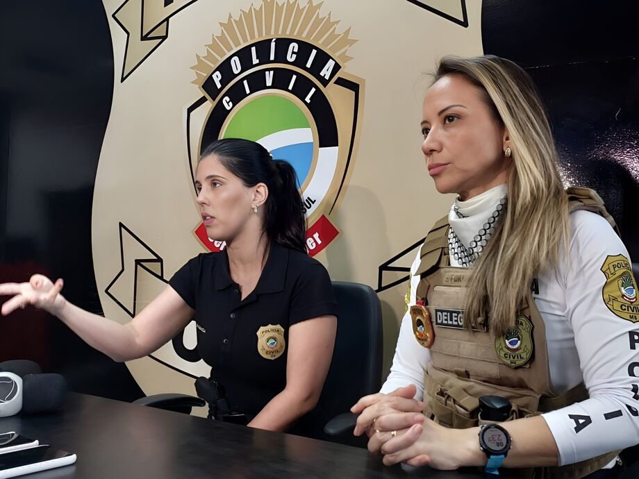 Delegadas Analu Ferraz e Elaine Benincasa