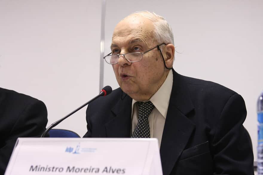 Moreira Alves foi ministro do STF de 1974 a 2003.
