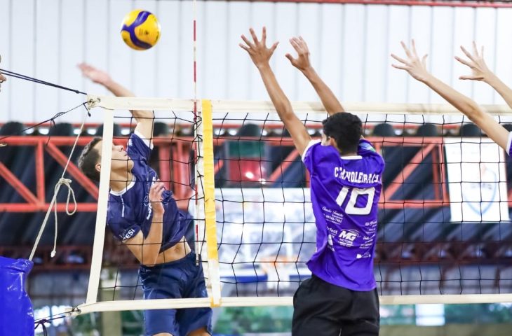 A Associação Esportiva Campo Grande Vôlei e a Associação Atlética Escolinha do Pezão, ambas da capital, ficaram com o título nos gêneros feminino e masculino, respectivamente