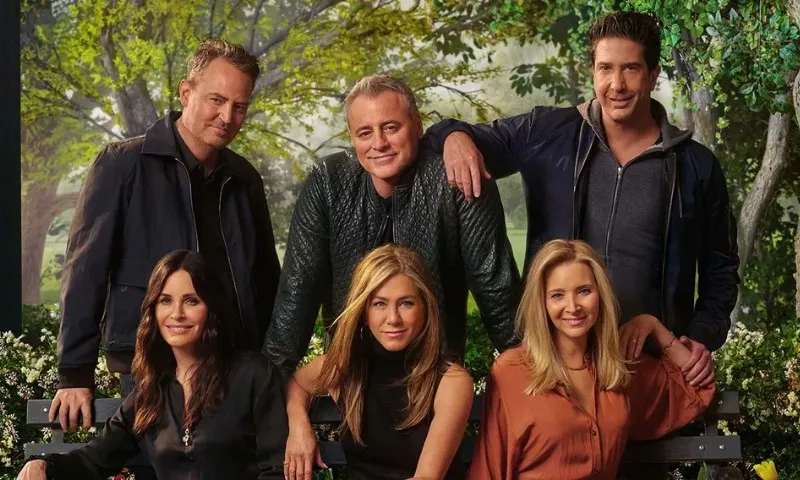'Friends': amigos lamentam morte de Matthew Perry: 'Absolutamente devastados'