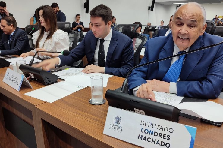 Os deputados estaduais da Assembleia Legislativa de MS aprovaram 15 projetos na Ordem do Dia desta quinta-feira