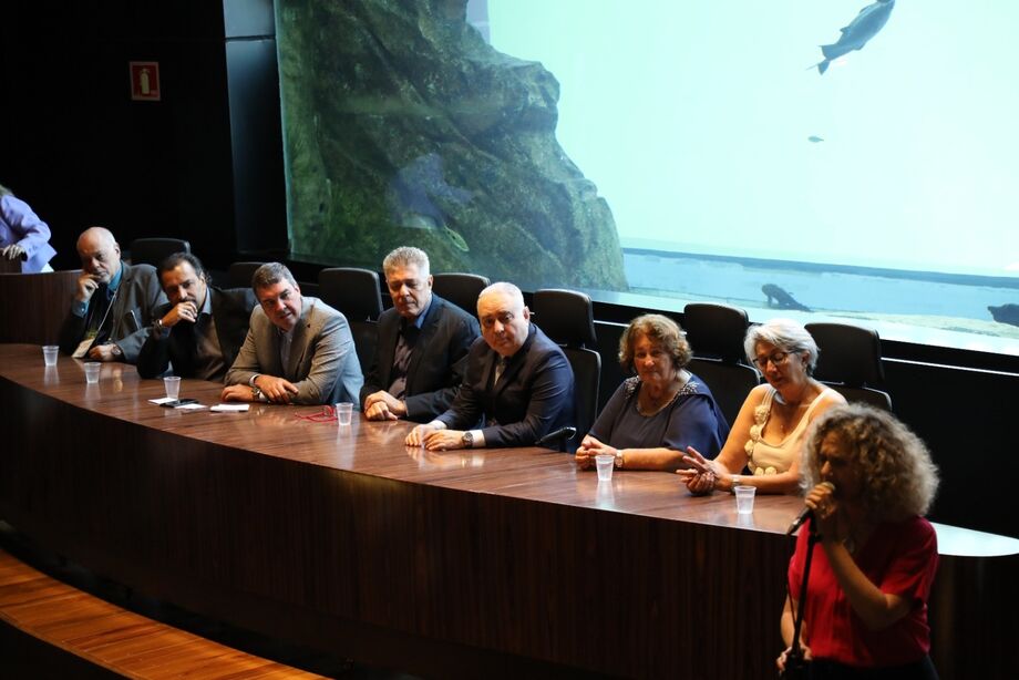 Abertura de congresso de Academias de Letras.