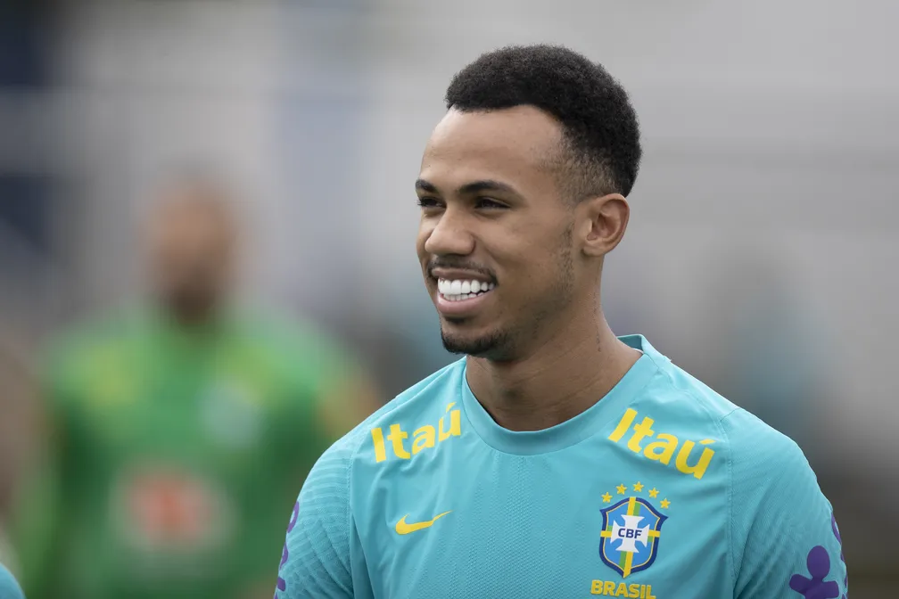 Gabriel Magalhães cita competitividade por vaga na seleção e pede 'foco total' no Uruguai