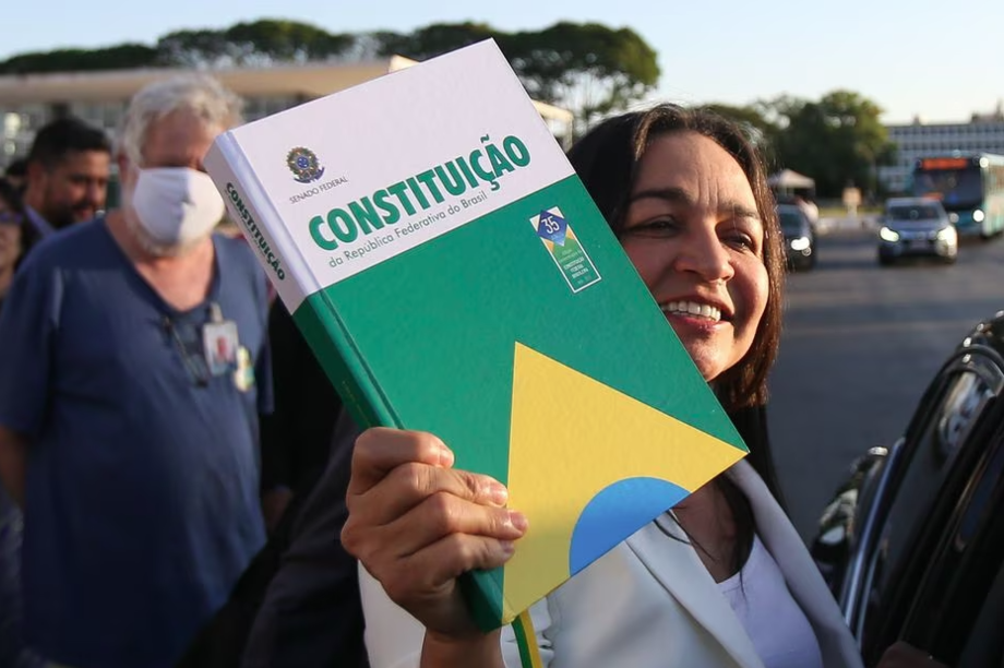 A senadora Eliziane Gama (PSD-MA); parlamentar foi a relatora da CPMI do 8 de Janeiro.