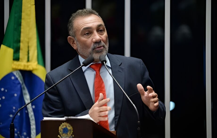 Ex-senador Telmário Mota foi acusado de estupro pela filha no ano passado