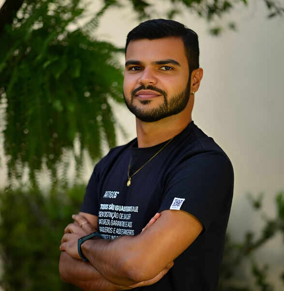 Julio F. A. Fernandes