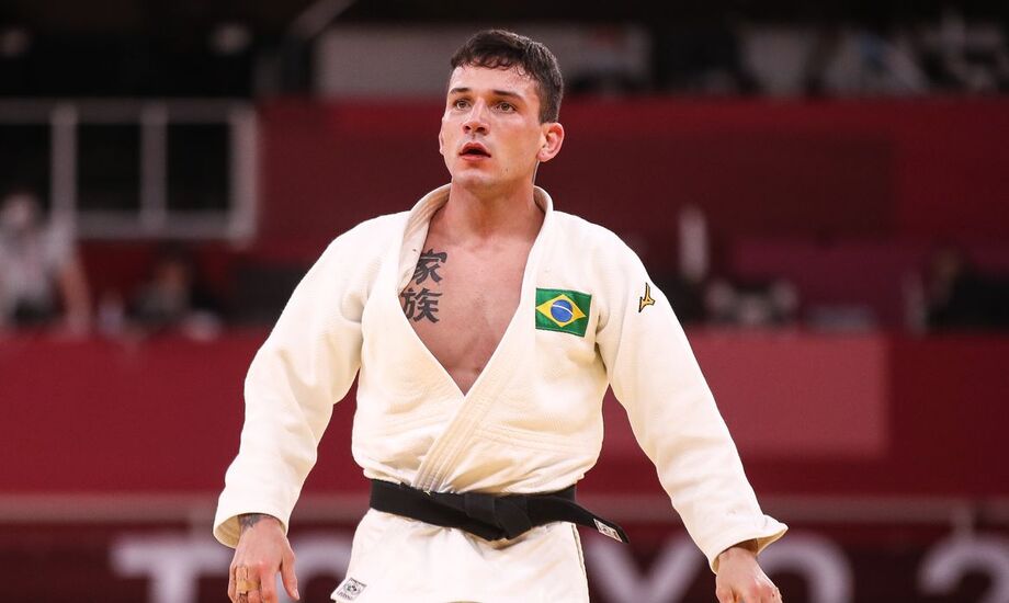 Judô brasileiro soma mais 4 medalhas no Pan de Santiago, mas sofre com lesão de Daniel Cargnin