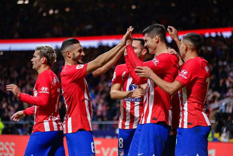 Atlético de Madrid derrota Alavés e assume a terceira colocação no Campeonato Espanhol