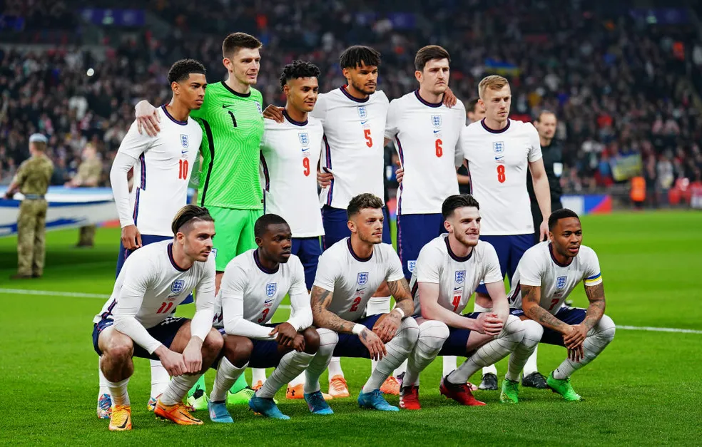 Jogo da Inglaterra terá tributo a vítimas da guerra, mas sem símbolos de Israel e Palestina