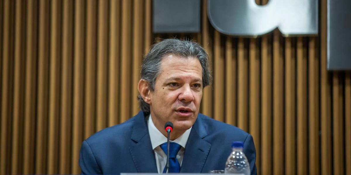 Possível vitória de Milei na Argentina preocupa Brasil também na questão comercial, diz Haddad
