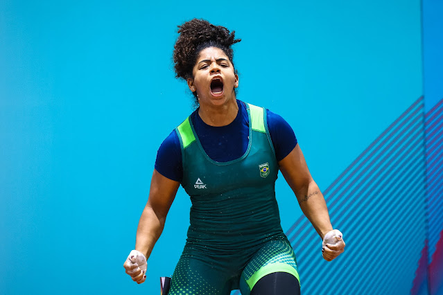 Laura Amaro conquista bronze no levantamento de peso do Pan de Santiago