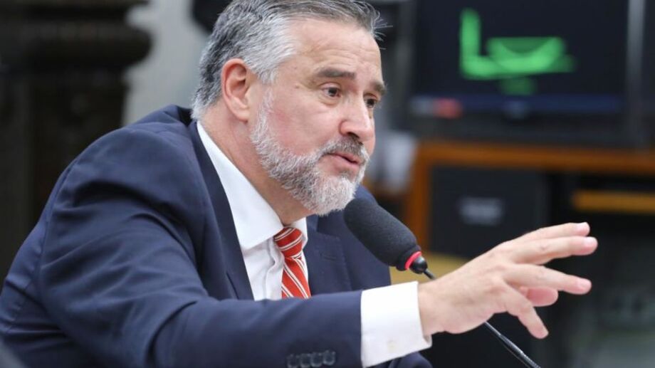Ministro da Secretaria de Comunicação Social, Paulo Pimenta.