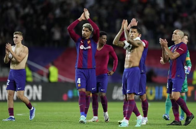 Barcelona segue com 100% de aproveitamento