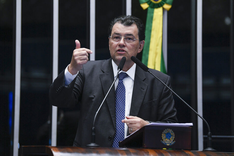 Senador Eduardo Braga, relator da reforma tributária.