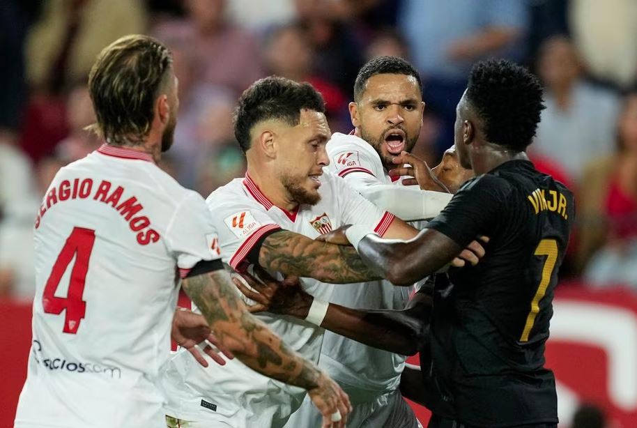 Vinícius Júnior foi novamente alvo de ofensas racistas na Espanha