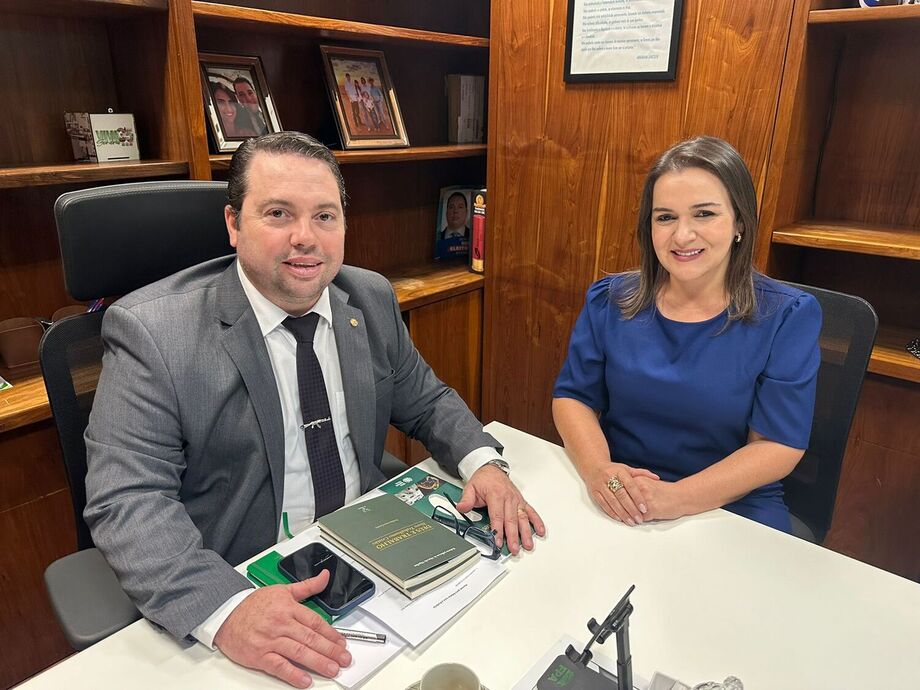 O deputado federal Rodolfo Nogueira (PL-MS) recebeu Adriane Lopes