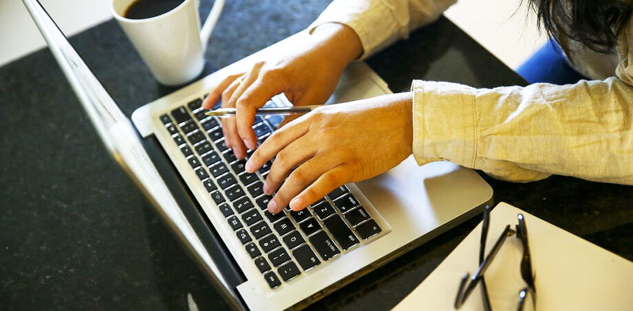 Home office ainda é tema de discussões no País
