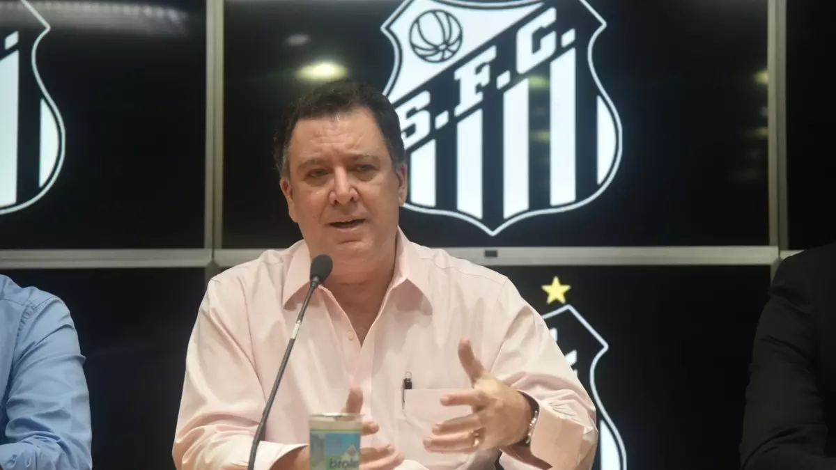 Marcelo Teixeira registra candidatura à presidência, promete arena e quer Santos 'grande'