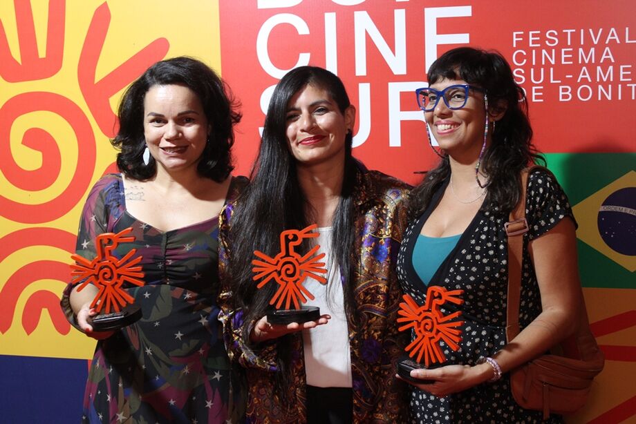 As diretoras Marinete Pinheiro, Katherina Harder e Jamille Fortunato