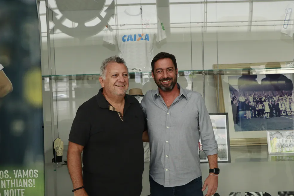 Carlos Antônio, presidente da Caixa, visita a Neo Química Arena.