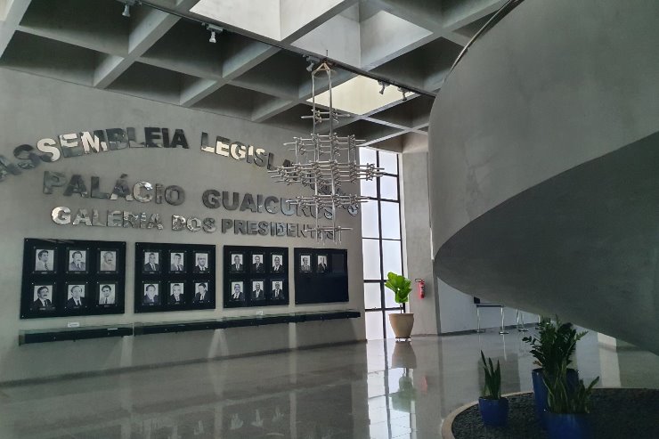 Saguão da Assembleia Legislativa; proposta do Executivo começou a tramitar nesta quinta-feira na Casa de Leis