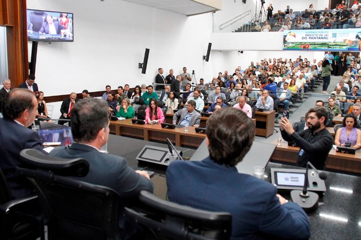 Com audiência lotada, ALEMS democratiza o debate sobre Lei do Pantanal