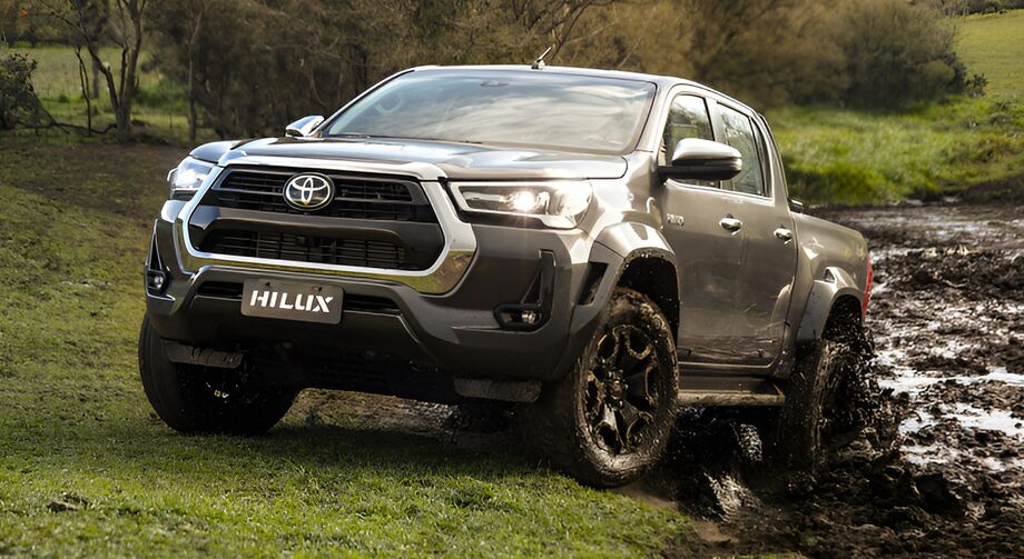 A Hilux SRX Plus tem preço sugerido de R$ 334.890,00 e vem com uma garantia de cinco anos da Toyota.