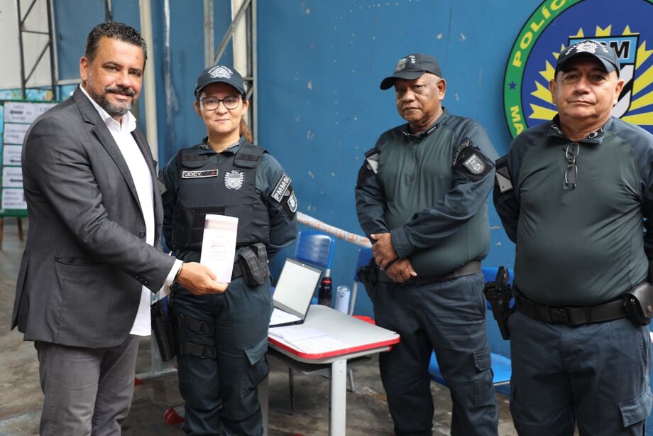 PM leva serviços de prevenção à violência em ação dos juizados em Corumbá