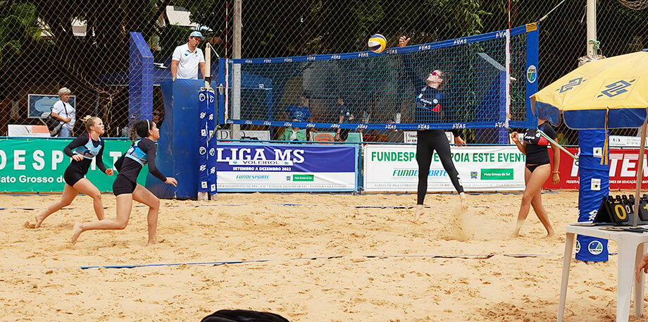 Torneio de vôlei em MS