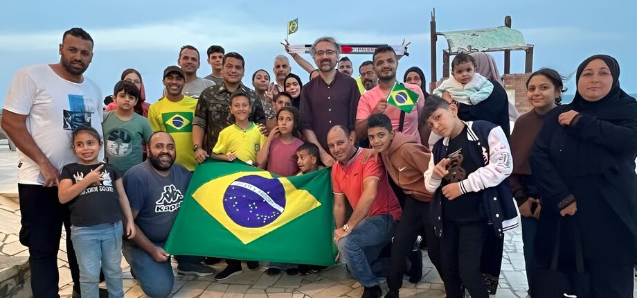 Brasileiros que estavam na Faixa de Gaza chegaram a Cairo, capital do Egito
