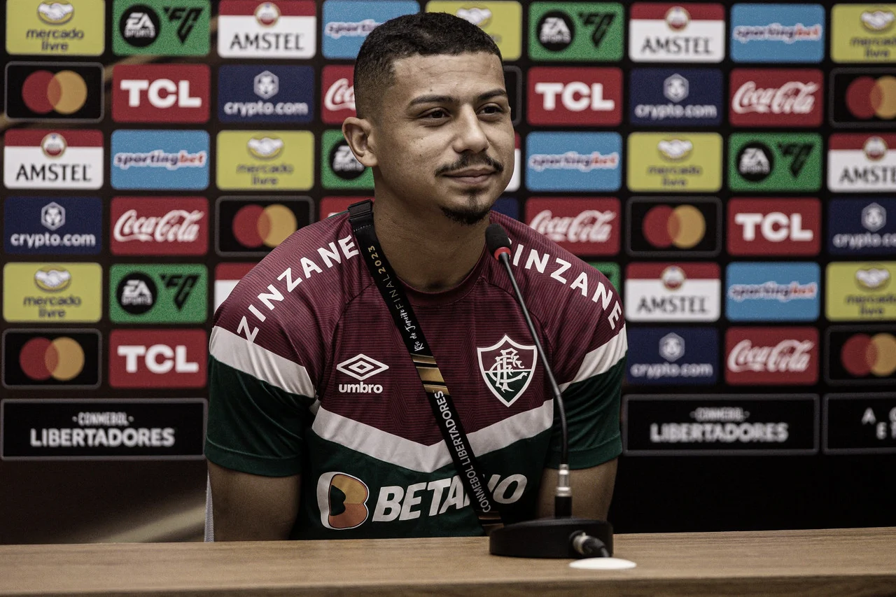 André prevê 'jogo mais difícil da temporada' para Fluminense e pede fim da violência no futebol