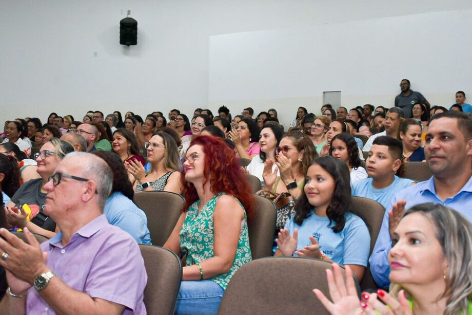 Projeto Aprender mais na Reme encerra o ano com 5 mil alunos alfabetizados