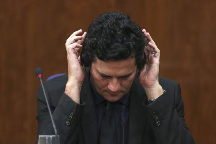 Moro utilizou as suas redes sociais nesta segunda-feira, 6, para criticar conteúdo da 'prova do ENEN'