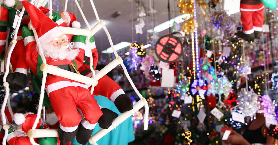 Comércio se prepara para o Natal