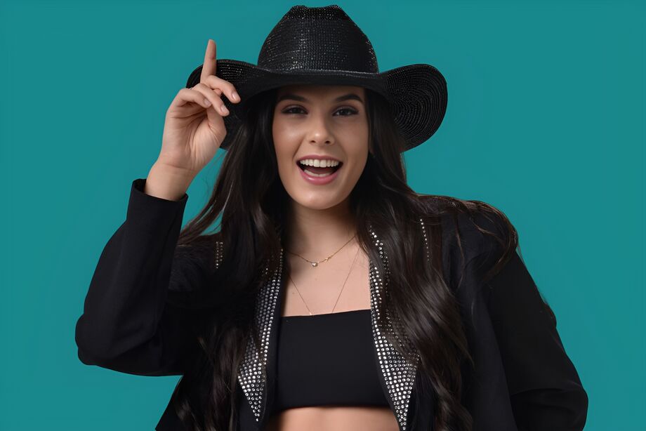 Cantora Ana Castela