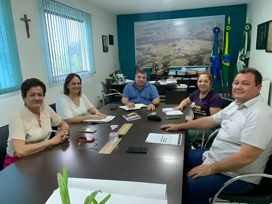 Reunião na Prefeitura de Bonito
