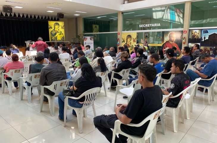 Estão sendo disponibilizados vagas em 10 cursos