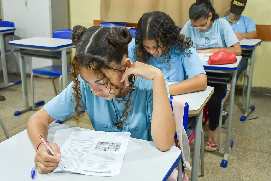 Alunos das escolas do campo realizam simulado REME durante dois dias