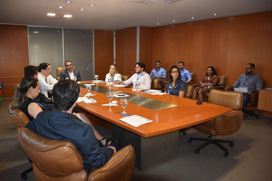 A Fiems, por meio do CIN/MS recebeu o representante do Consulado Americano e acompanhou apresentação de oportunidades de negócios nos Estados Unidos