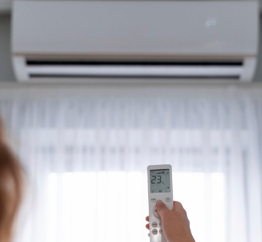 Preço do ar-condicionado sobe com calor e seca que afeta produção de indústrias, diz IBGE