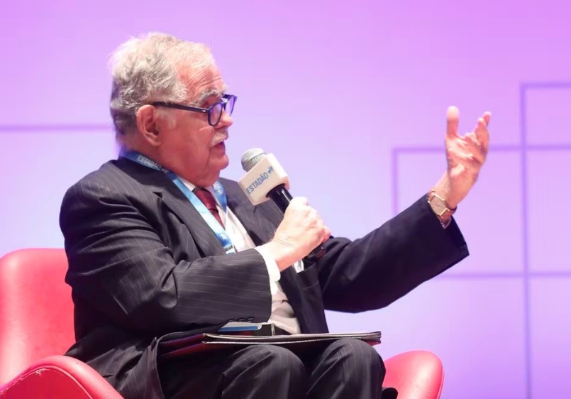 O advogado Antonio Claudio Mariz de Oliveira em seminário promovido pelo Estadão