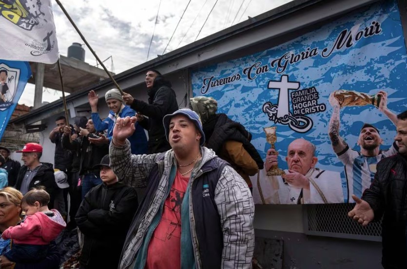 Ataques podem ter lhe custado um eleitorado importante em um país de maioria católica.