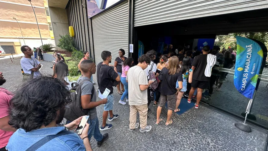 Taxa de abstenção no primeiro dia de provas do Enem é de 28,1%