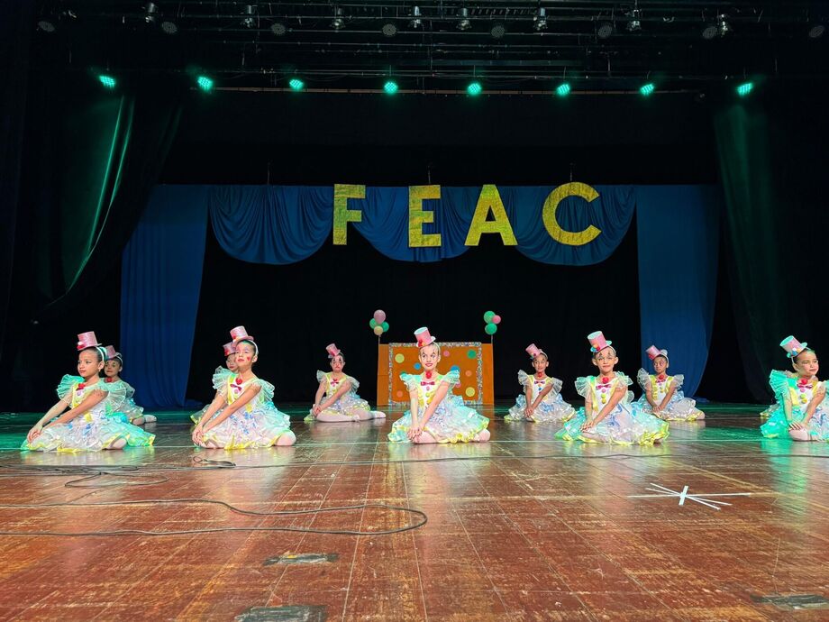 O 14º Festival de Arte e Cultura da Reme (FEAC) começou na noite de segunda-feira (6), com belas apresentações e muita dança, música, teatro e circo,