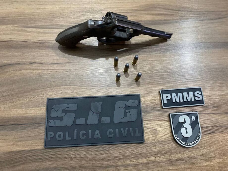 Polícia Militar e Polícia Civil prendem indivíduos que furtaram agência da Caixa em Amambai