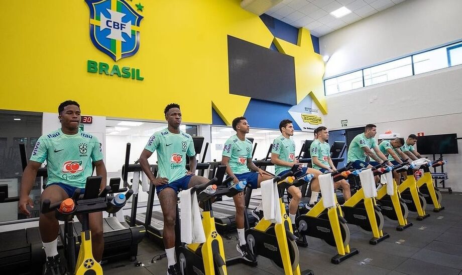 Seleção Brasileira está completa para o jogo contra Colômbia no dia 16