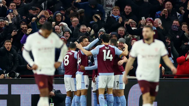 Manchester City acumula 4º tropeço seguido ao perder do Aston Villa e cai na tabela do Inglês