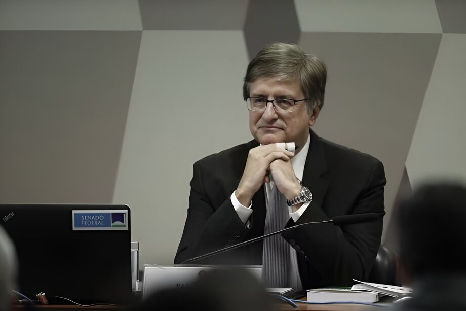 Gonet tomou posse nesta segunda como novo PGR