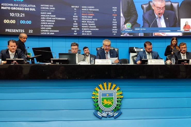 Os deputados estaduais aprovaram as quatro proposições pautadas na Ordem do Dia desta quinta-feira